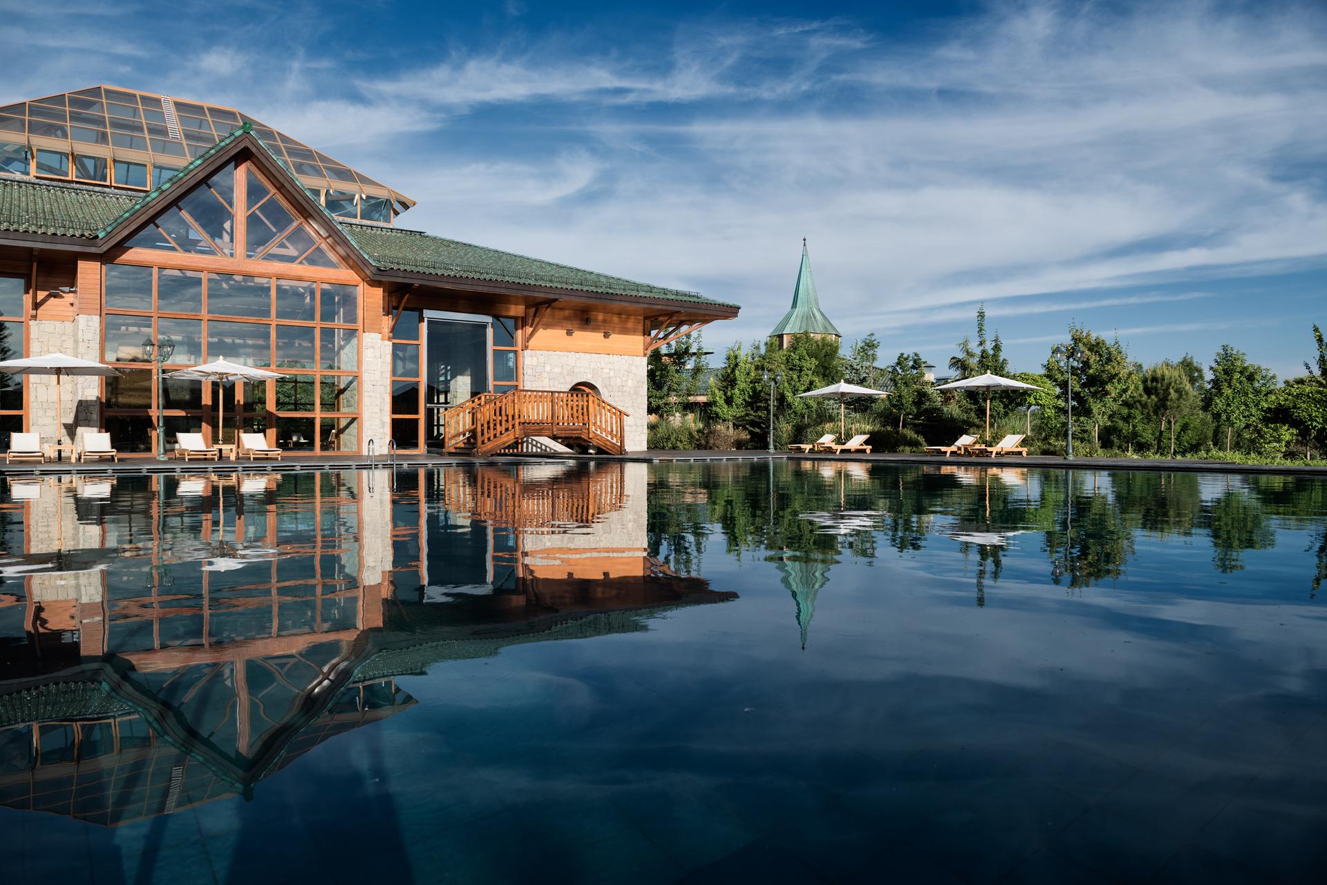 Michlifen Resort & Golf Ifrane  Exterior photo The Aqua Dome