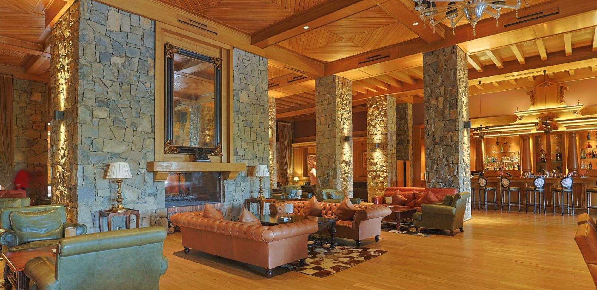 Michlifen Resort & Golf Ifrane  Exterior photo The lobby of the Four Seasons Hotel